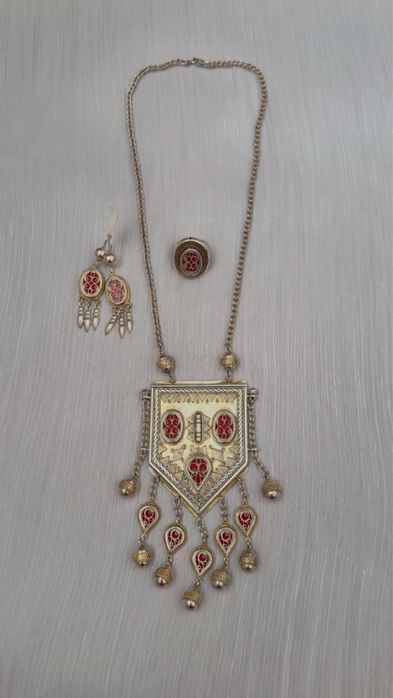 Күміс алқа өңіржиек