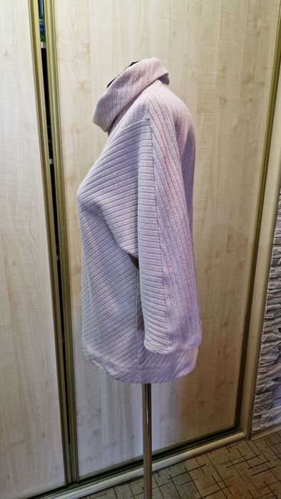 Продам кофточку бренда LALIS