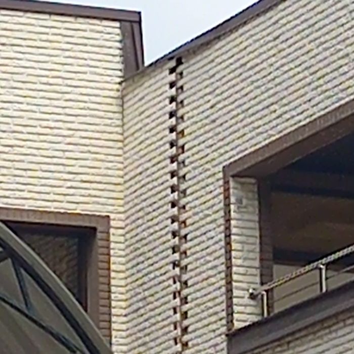 Выравнивание просевших домов