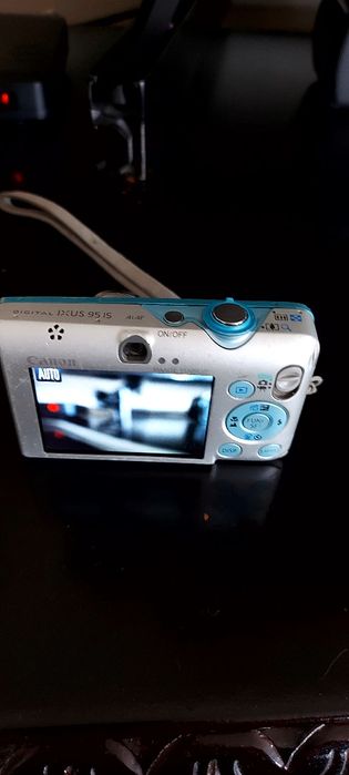 aparat foto video compact, CANON IXUS 95 IS,functional,piesa colectie.