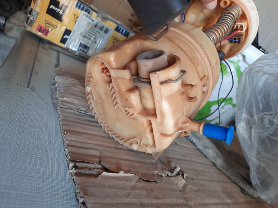 Nissan x-trail T-31  бензонасос оригинал