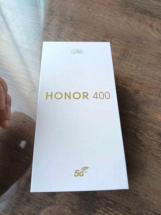 Абсолютно новая Honor 400 lite 16/256