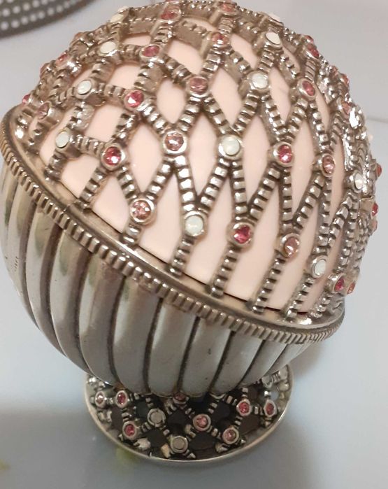 Шкатулка для украшений