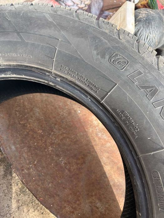 Зимни гуми 225/65/17.