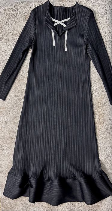 Продам платье 5500 тг