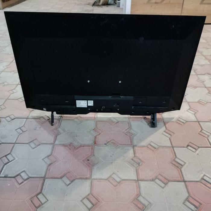 Телевизор сони на  запчасти