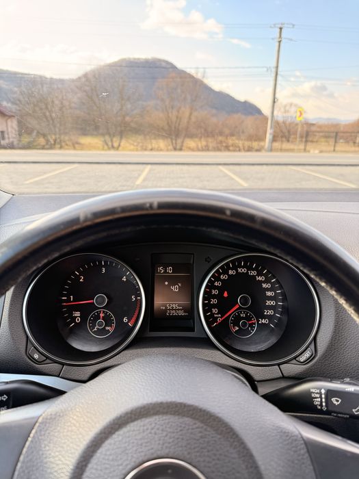 Volkswagen Golf VI 2.0 TDI – 110 CP, an 2009
