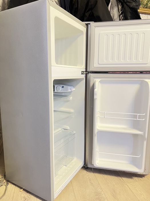 Холодильник MUXXED серый