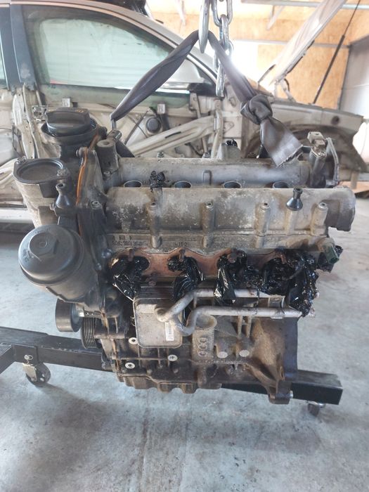 Motor 1.6 FSI gama VAG cod BLF 115 CP VW Golf 5 Jetta Skoda Octavia