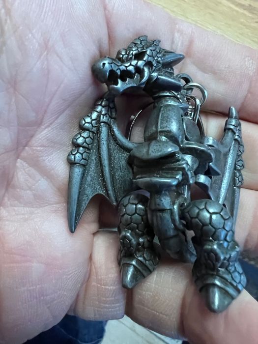 Уникален японски ключодържател дракон