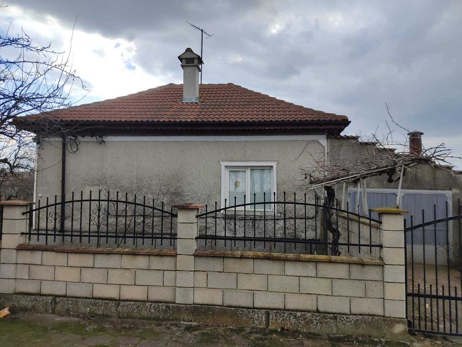 Продава се Къща в с. Кардам, Област Добрич - 100 кв.м за 510 €/кв.м - Снимка #2