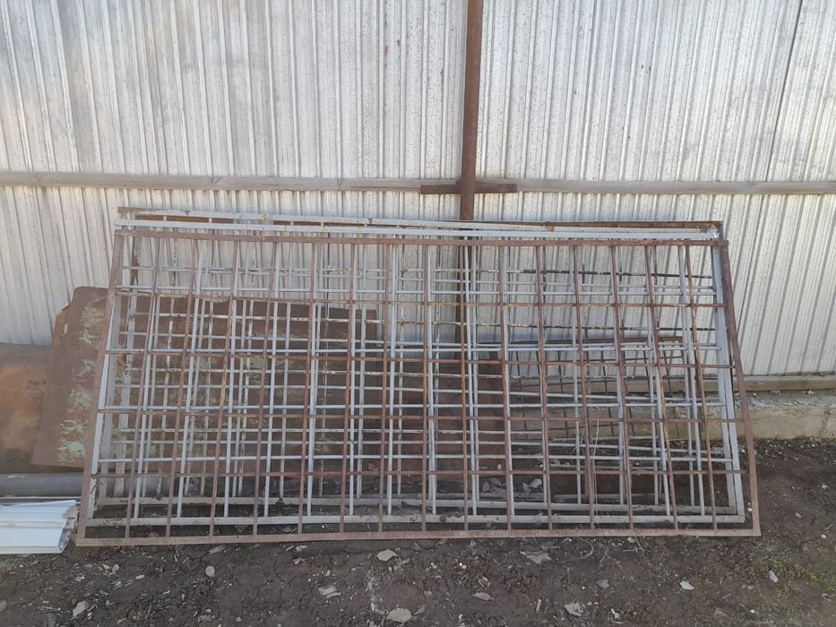 Продам сетки четыре