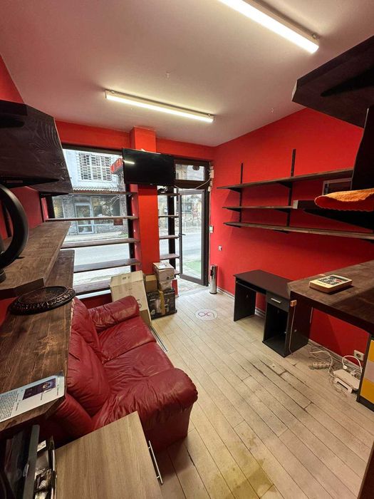 Дава се под наем Магазин в Пловдив, Кършияка - 32 кв.м за 248.88 € - Снимка #2