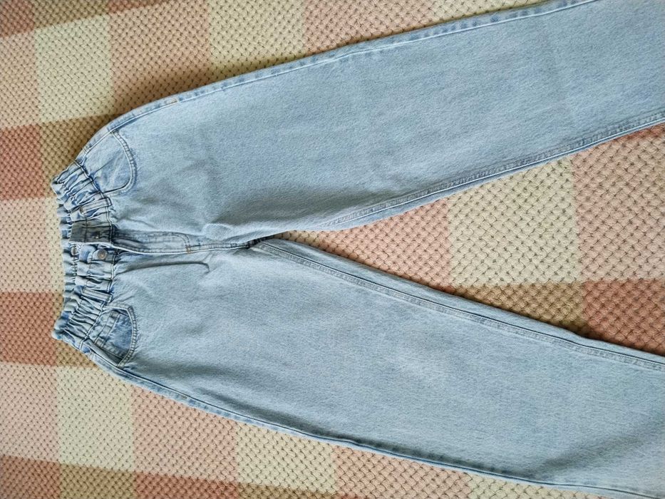 Продам джинсы женские