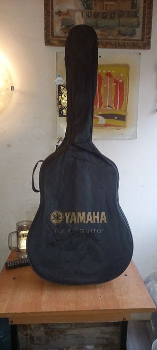 Продам гитару в хорошем состоянии