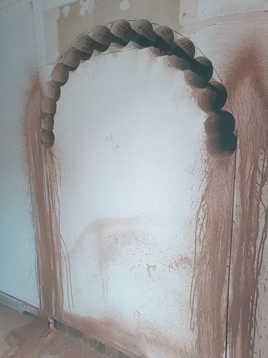 Gaură hotă, centrală