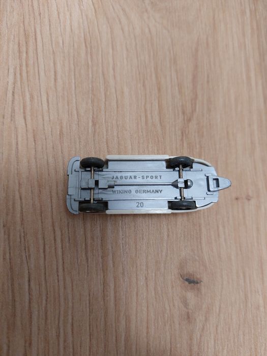 Киндер играчки колички