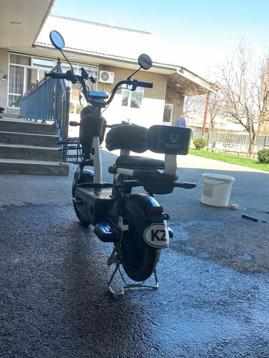 В /У я жыву в аксукент