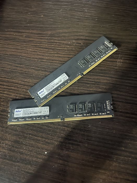 Оперативка DDR4 32Gb (16x2)