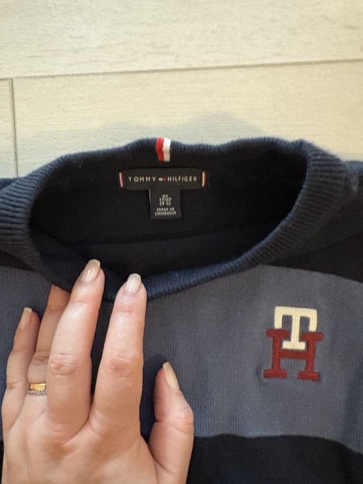 Bluza / pulover primavara Tommy Hilfiger 4-5 ani