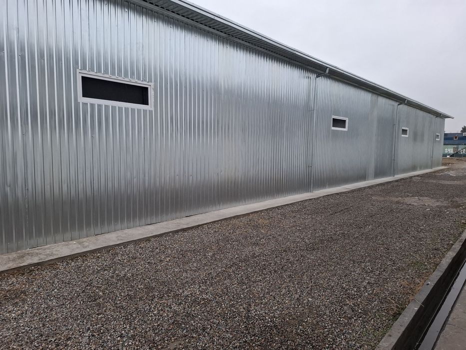 Помещение подходит под склад или производство