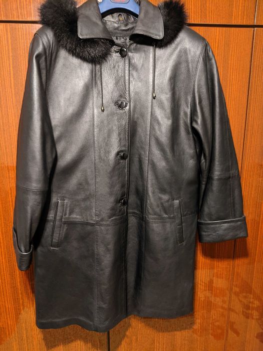 Дамско кожено яке палто с качулка Естествена кожа