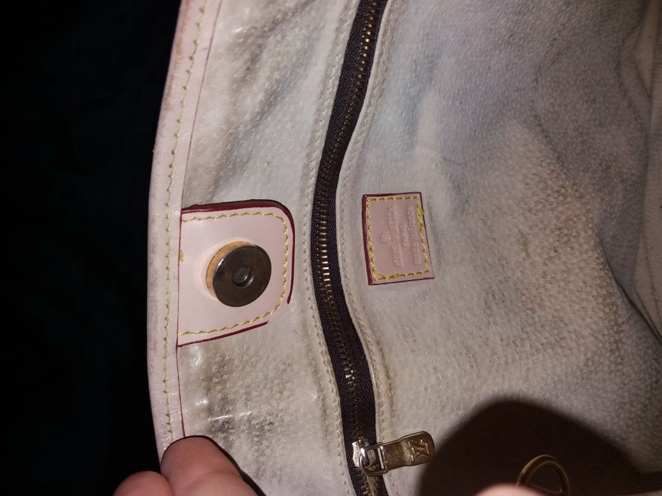 Louis Vuitton Geantă posetă femei