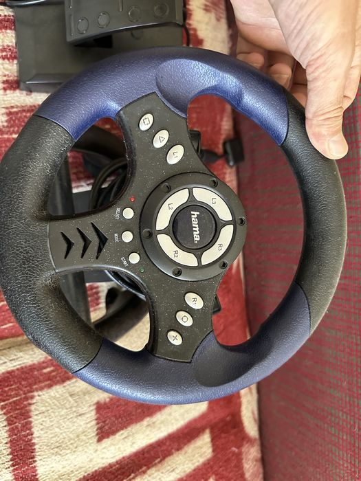 Volan si pedale pentru Playstation 2