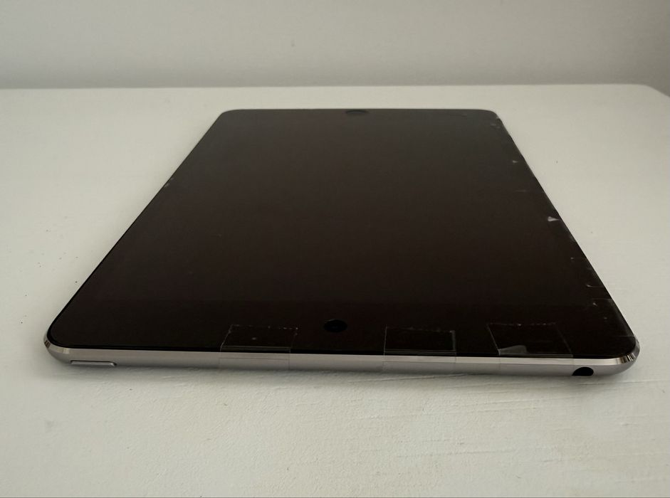 iPad 4 mini 16Gb A1538 - pentru piese