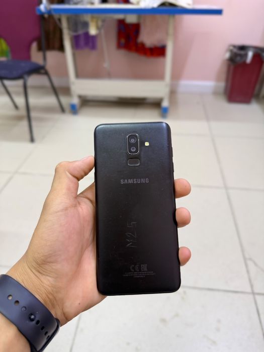 Samsung j8 сатылады