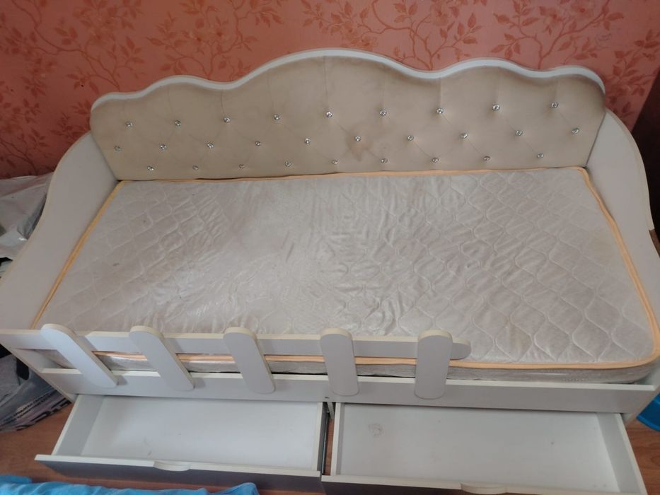 Продам кровать детский