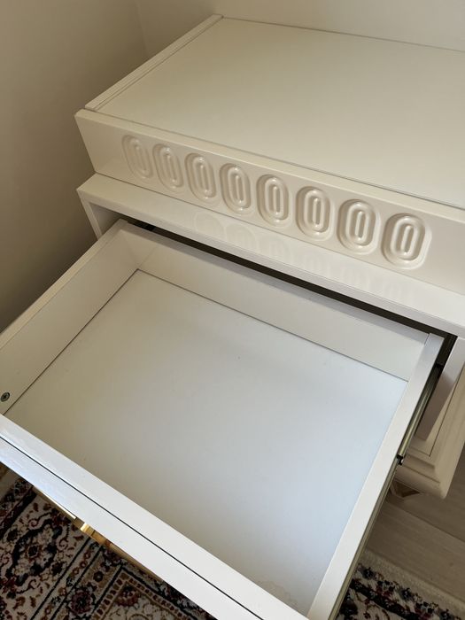 Тумбочка прикроватная шкаф