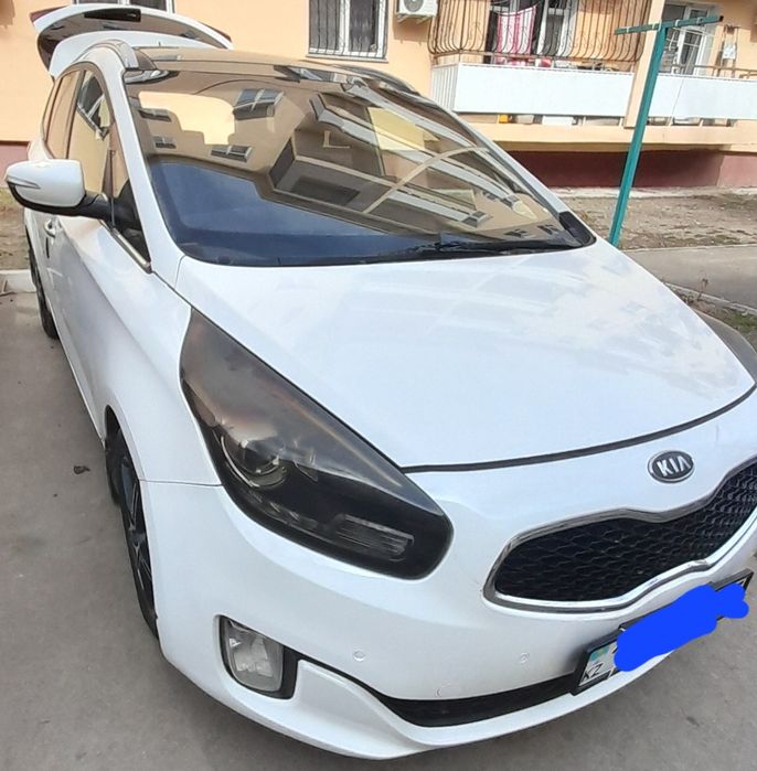 Киа каренс 2013 год!