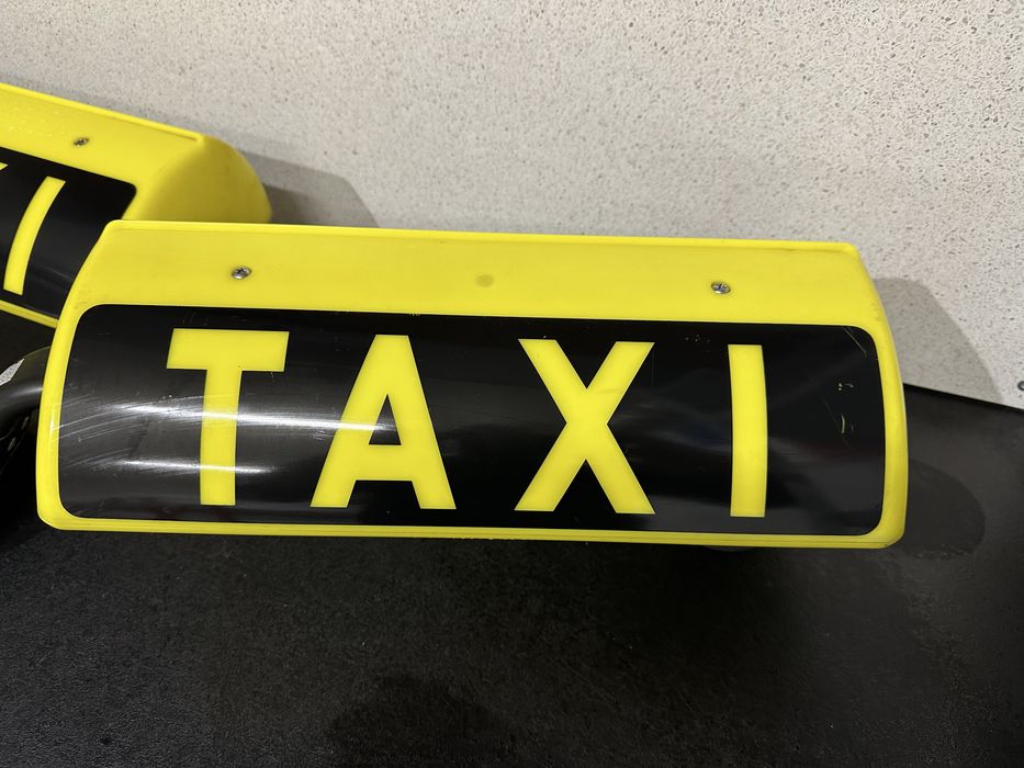 Оригинални табели TAXI