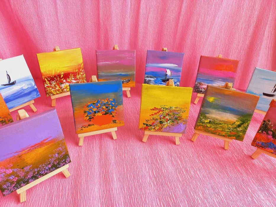 Мини картина +мини статив за общо 10лв