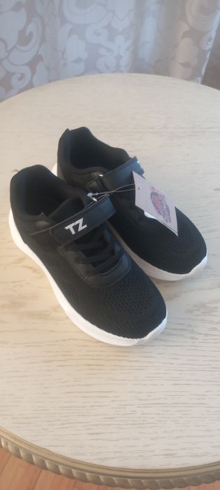 Кроссовки для мальчика