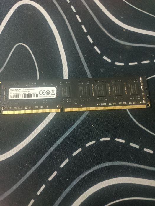 Озу ддр 3 8 Гб  1600