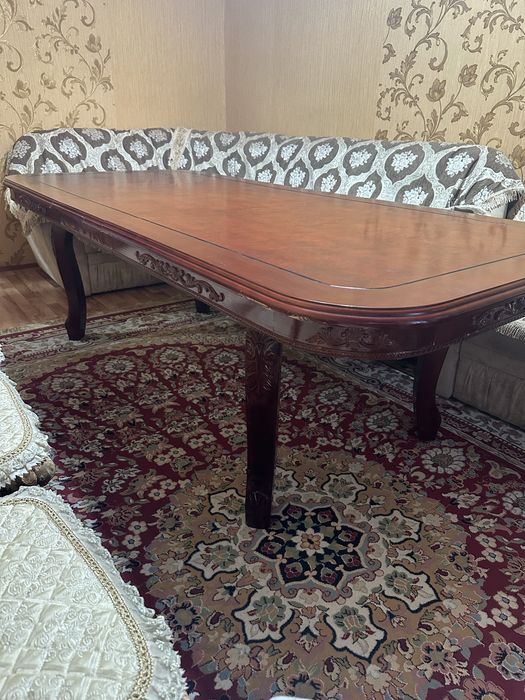 Продам стол в хорошем состоянии