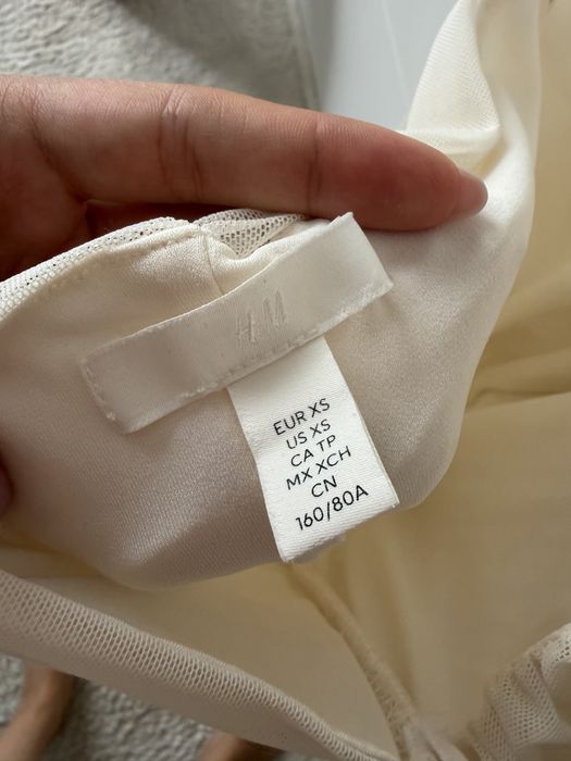 Боди ZARA бяло рипсено, черно fishnet, сребърно и драпирано