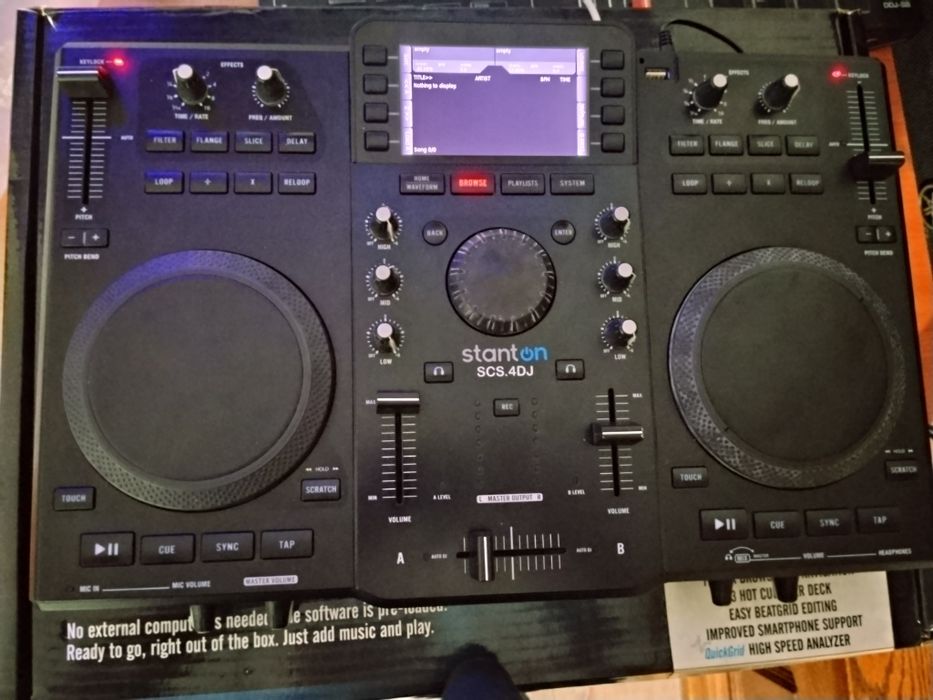 Consola DJ stand Alone și midi