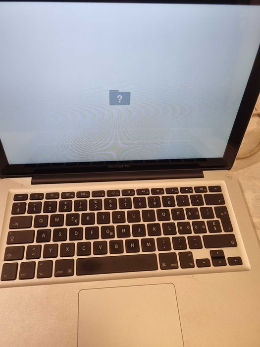 MAcbook pro "13  Late 2011 EMC 2555 intel i5 8gm ddr3