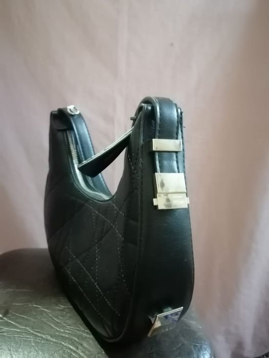 Продам сумку чёрного цвета