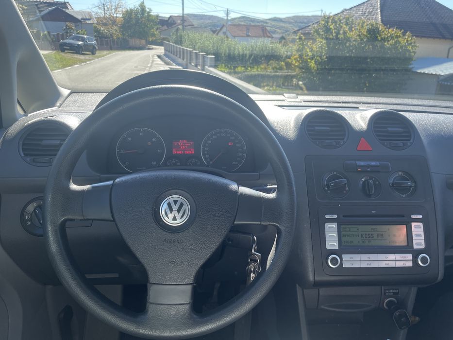 VW caddy maxi 2.0 TDI 140 cp, 6 trepte