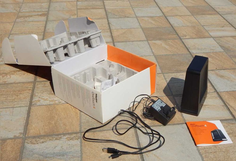 Hard disk extern-intern Seagate Maxtor OneTouch 4 Plus 750GB USB