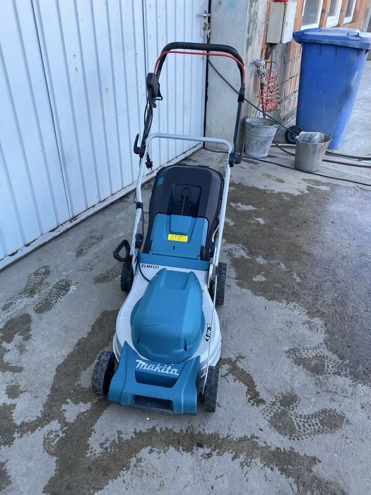 Masina tuns gazon Makita ELM 4121