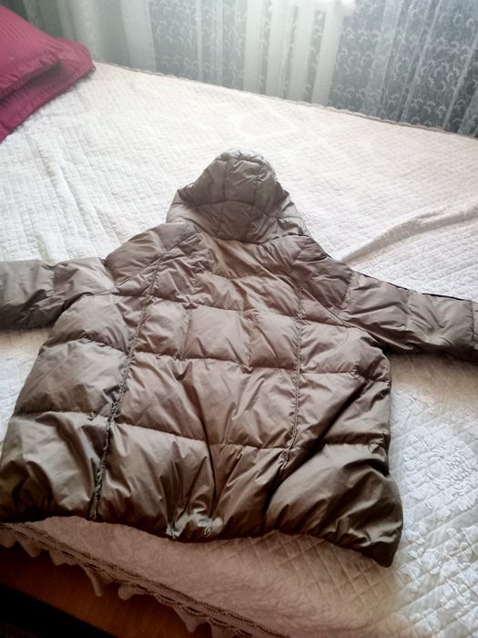 Продам куртку осень