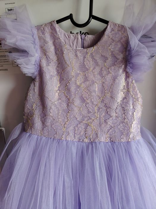 Платье вечернее.