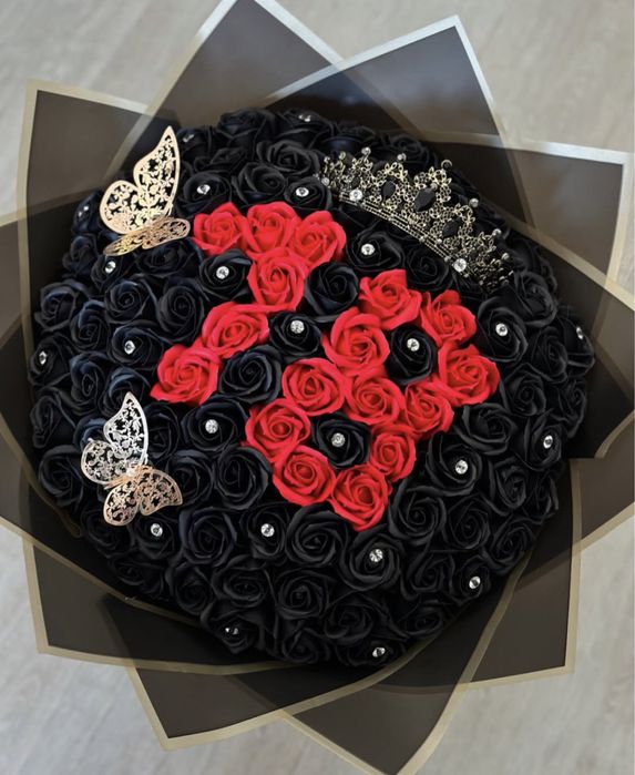 Buchete cu trandafiri perfecte pentru majorate sau zile onomastice