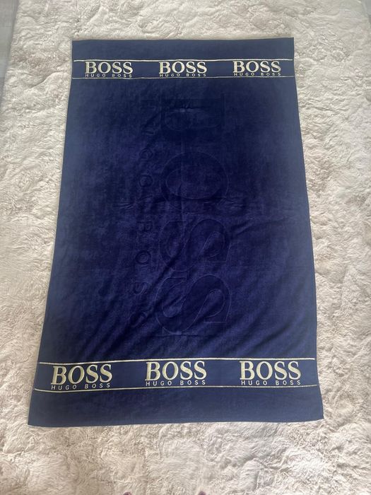 Prosop Plaja Hugo Boss, nou