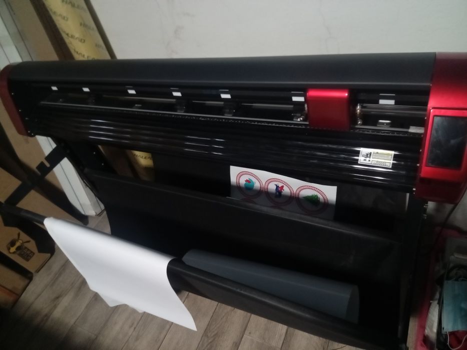 Принтер   плотер ламинатор